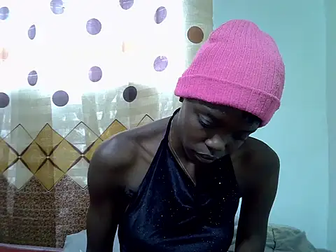 Snapshot of Pretty_min chatting on 06.20.26 Pretty min online show from 06.20.26