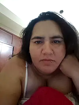 Snapshot of Nanita_0 chatting on 05.17.26 Nanita 0 online show from 05.17.26