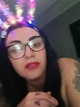 Snapshot of BaddieOMalessere chatting on 06.12.26 BaddieOMalessere online show from 06.12.26