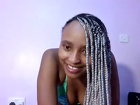 Snapshot of Badgalheloves chatting on 05.16.26 Badgalheloves online show from 05.16.26
