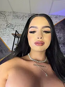 Snapshot of BustyAngelXXX chatting on 07.18.26 BustyAngelXXX online show from 07.18.26