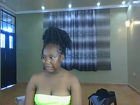 Snapshot of Mariana_150 chatting on 05.31.26 Mariana 150 online show from 05.31.26