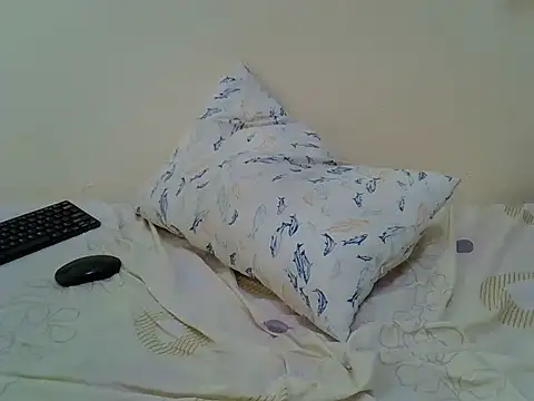 cutiebreey online show from 07.17.26