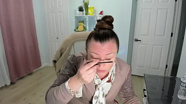 Vika73 online show from 12.21.24