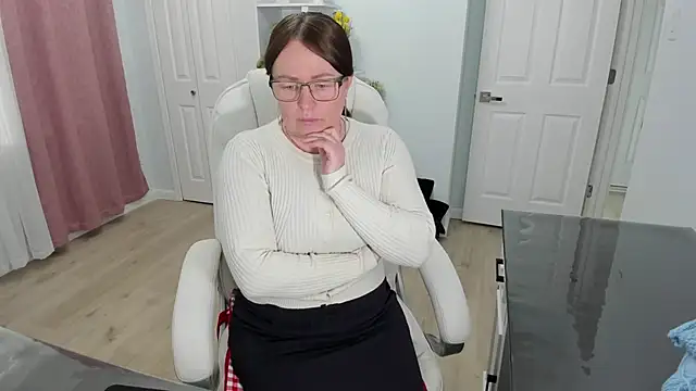 Vika73 online show from 02.20.25