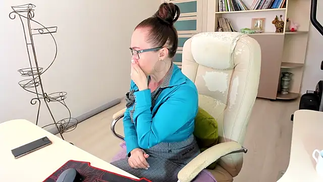 Vika73 online show from 11.13.25