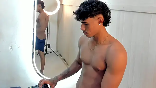 Snapshot of Joao_da_silva19 chatting on 05.31.26 Joao da silva19 online show from 05.31.26