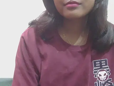 Diana Penty online show from 07.16.26