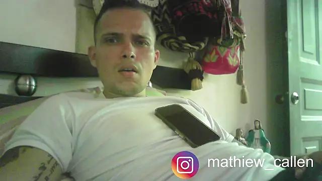 Snapshot of mathiew_1 chatting on 05.27.26 mathiew 1 online show from 05.27.26