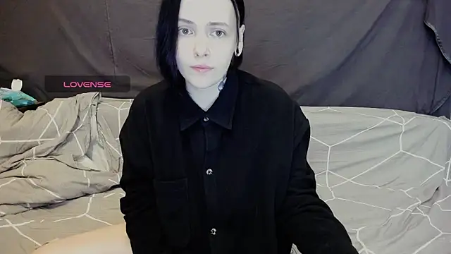 Snapshot of Polly_Megan chatting on 06.22.26 Polly Megan online show from 06.22.26
