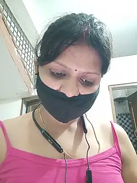 ZOYA-STRIP online show from 06.09.26