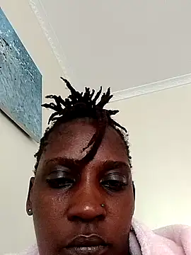 Queeny12 online show from 06.14.26