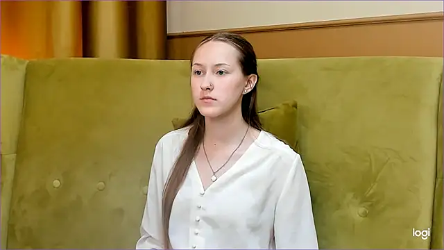 Calista Everleig online show from 06.04.26