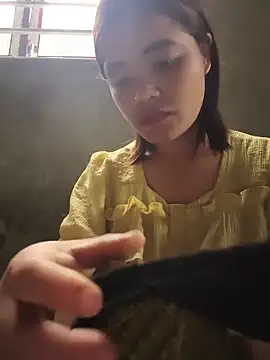 Emma-sin online show from 06.04.26