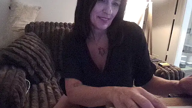 desperatelyseeking online show from 06.02.26