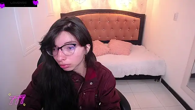 Snapshot of Allyshon_ chatting on 07.15.26 Allyshon online show from 07.15.26