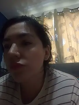 Snapshot of dhanya_moon chatting on 07.05.26 dhanya moon online show from 07.05.26
