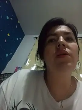 Snapshot of dhanya_moon chatting on 07.26.26 dhanya moon online show from 07.26.26