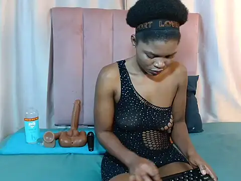 Tianaah online show from 06.02.26