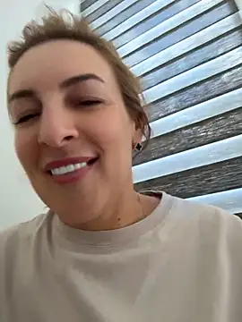 Snapshot of Hot-Milf4U chatting on 06.05.26 Hot-Milf4U online show from 06.05.26