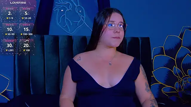 Lia Avalon online show from 05.22.26