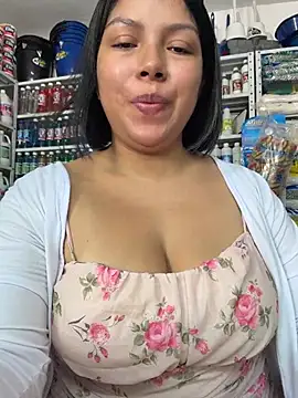 ISABELLA  LUNA online show from 07.17.26