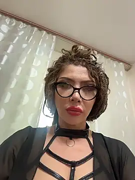 Snapshot of JessicaNichols_ chatting on 06.01.26 JessicaNichols online show from 06.01.26
