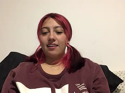 Emma Cut online show from 06.04.26