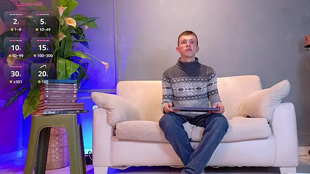 Thiiago twink online show from 06.04.26