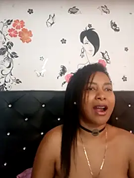 Snapshot of sashaxhot21 chatting on 07.14.26 sashaxhot21 online show from 07.14.26