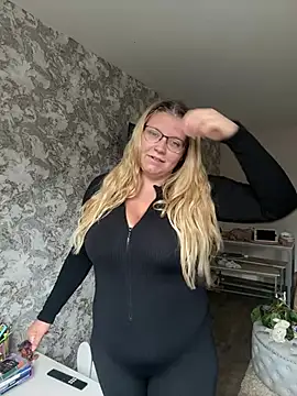 LucieLouBabe online show from 07.21.26