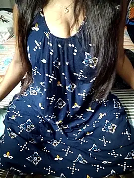 Snapshot of radhikagupta345 chatting on 06.06.26 radhikagupta345 online show from 06.06.26