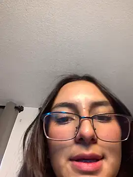 MoonLitDoll online show from 06.18.26
