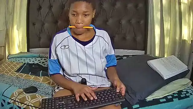TypicalBaddiex online show from 07.18.26