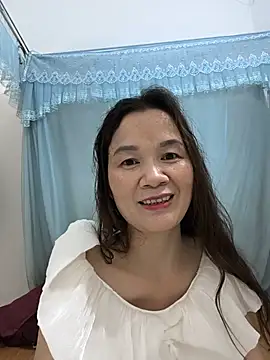 Lye lovely online show from 06.02.26