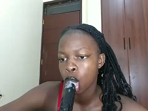Snapshot of slim_sexy1 chatting on 07.19.26 slim sexy1 online show from 07.19.26