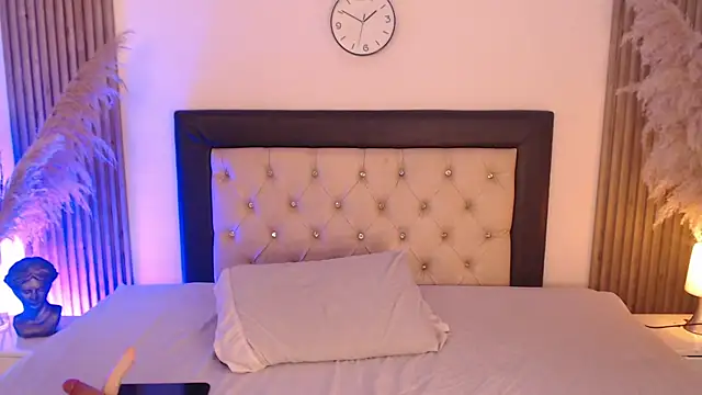 Sia Foxx01 online show from 07.07.26