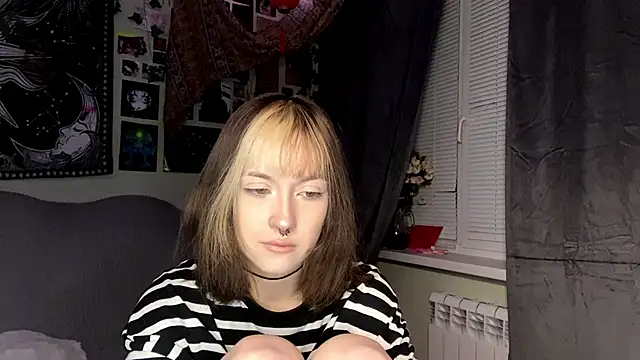 YourFavoriteAltgirl online show from 06.02.26