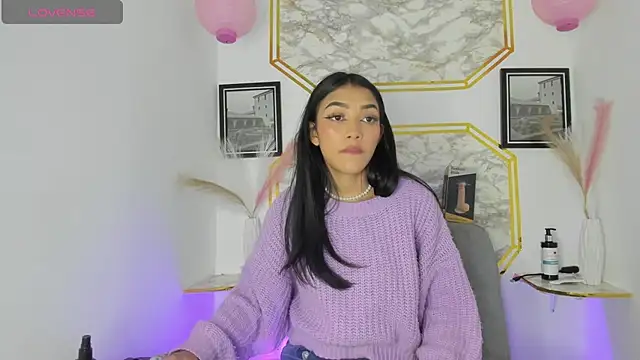 Snapshot of jaulyn_18__ chatting on 05.31.26 jaulyn 18 online show from 05.31.26