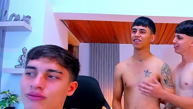 crazy boysW online show from 06.01.26