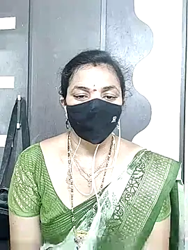 Snapshot of Leela_555 chatting on 06.20.26 Leela 555 online show from 06.20.26