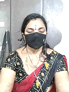 Snapshot of Leela_555 chatting on 06.22.26 Leela 555 online show from 06.22.26