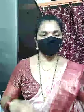 Snapshot of Leela_555 chatting on 07.17.26 Leela 555 online show from 07.17.26