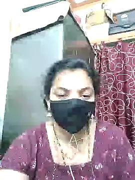 Snapshot of Leela_555 chatting on 07.18.26 Leela 555 online show from 07.18.26