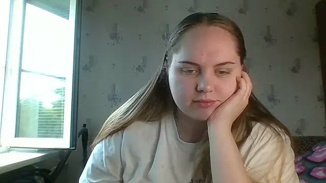 Snapshot of SoftHypnose chatting on 06.15.26 SoftHypnose online show from 06.15.26