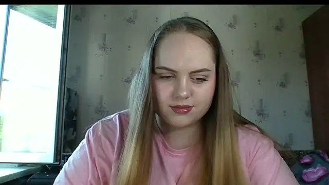 Snapshot of SoftHypnose chatting on 06.30.26 SoftHypnose online show from 06.30.26