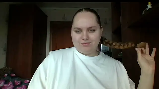 Snapshot of SoftHypnose chatting on 07.06.26 SoftHypnose online show from 07.06.26