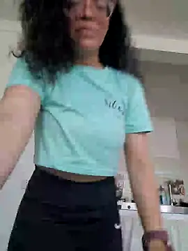 Snapshot of LUCI_LOVE chatting on 12.03.24 LUCI LOVE online show from 12.03.24