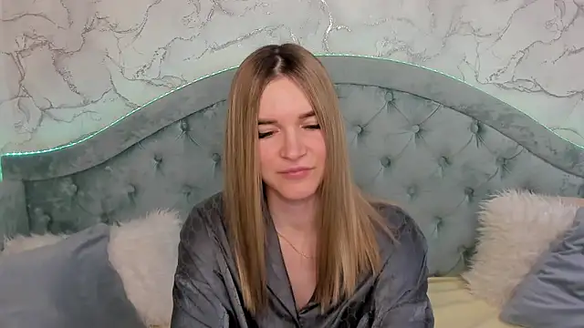 RoxyReignn online show from 06.02.26