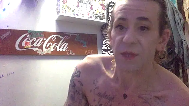 Snapshot of VanillaSnowcones chatting on 06.06.26 VanillaSnowcones online show from 06.06.26